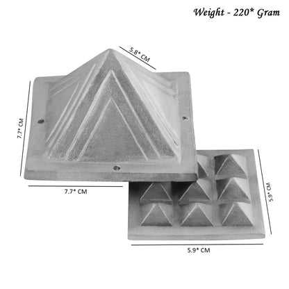 Zinc pyramid size graphic showing 7.7 cm upper layer, 5.9 cm lower layer and 220 g weight