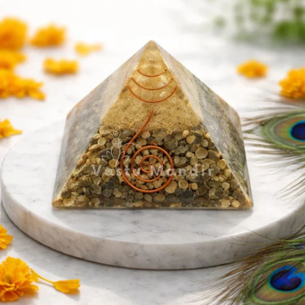 Pyrite Copper Coil Orgone Pyramid – main product view showing the complete pyramid