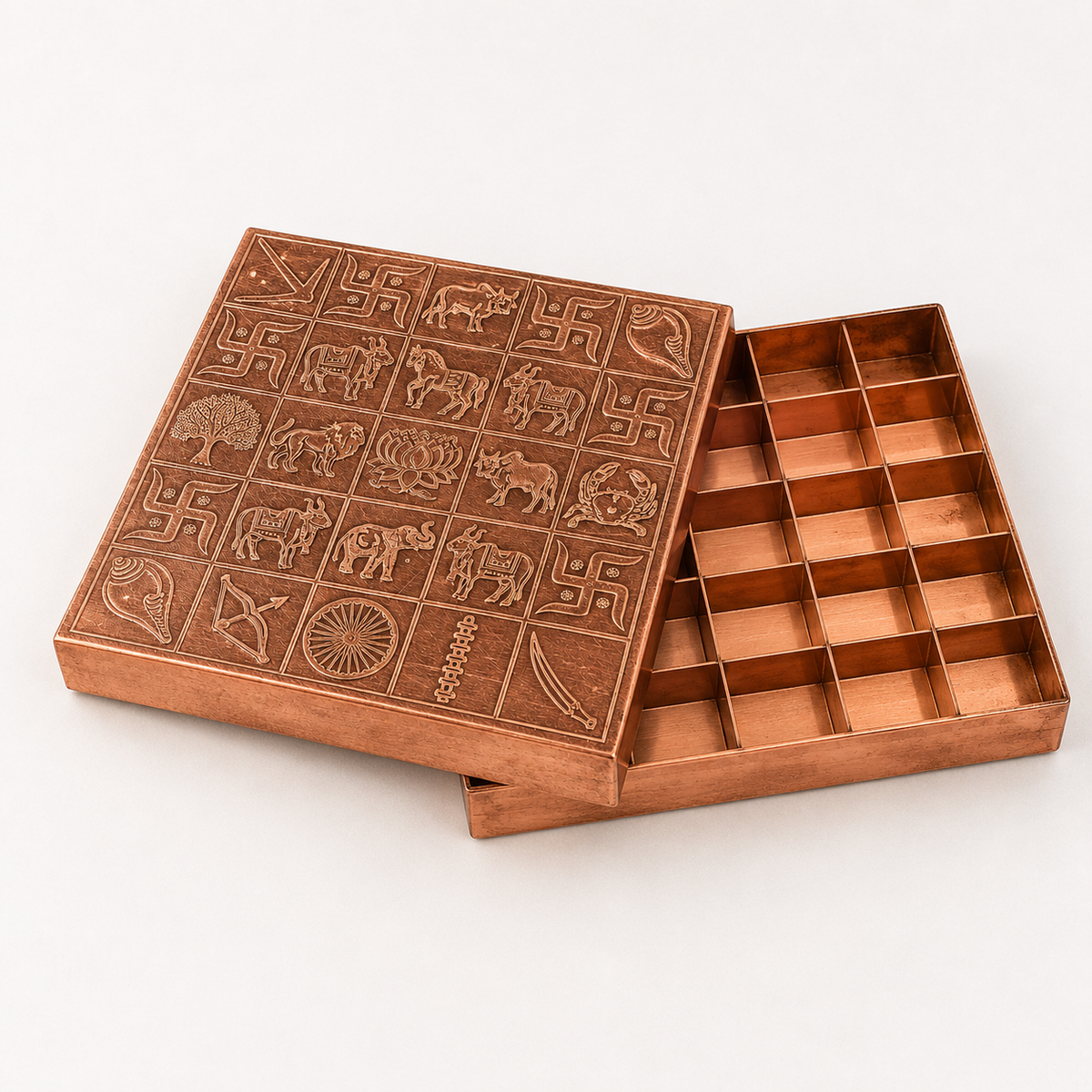 Pure copper Manjusha box closed view with traditional engraved grid
